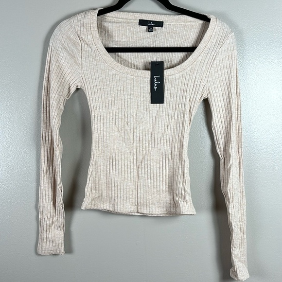 Lulus Tops - NWT Lulus Long Sleeve Top